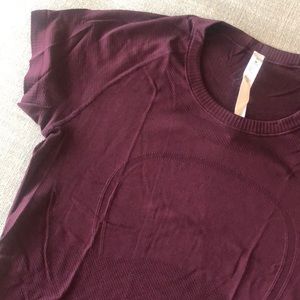 Lululemon Swiftly Tech T size 10